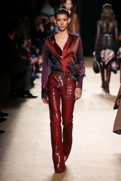Look 31